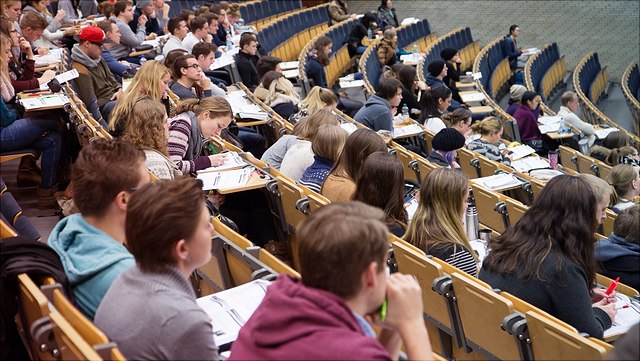 Studierende im Audimax