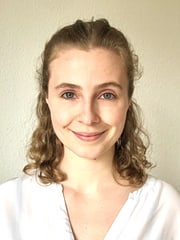 portrait-paula-180x240