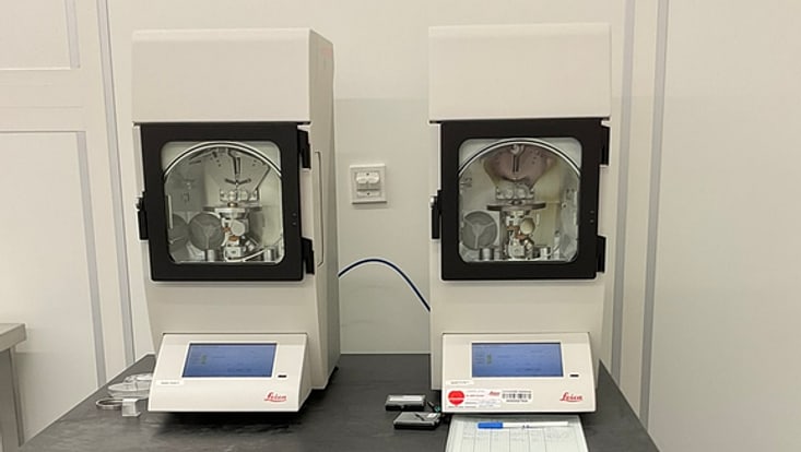 sputter-coater--733x414 Sputering maching metal coater